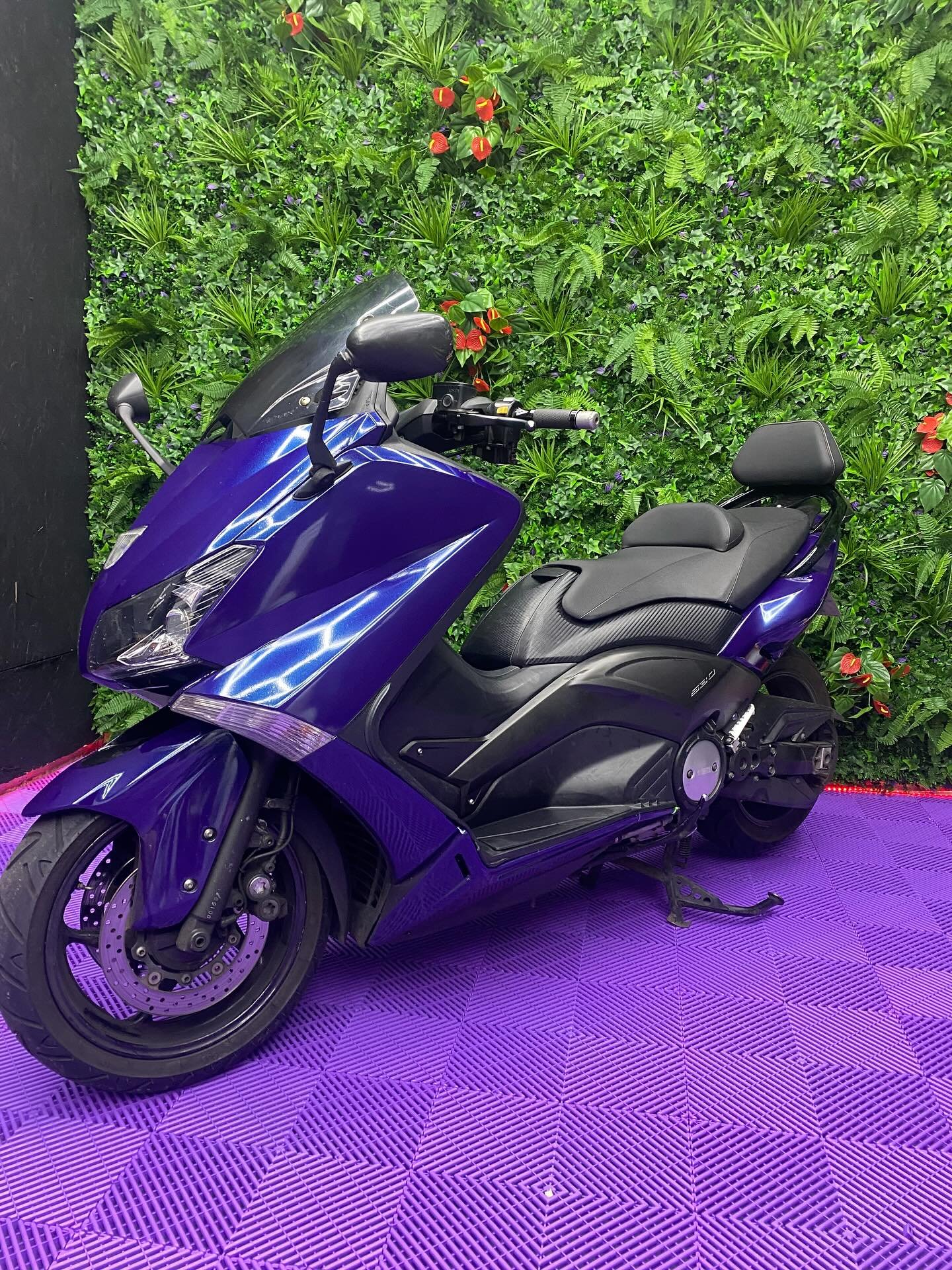Magnifique covering sur ce tmax 530 #covering